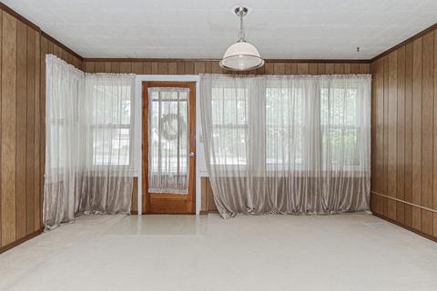 305 E Washington St, Carlock, IL 61725 photo 6