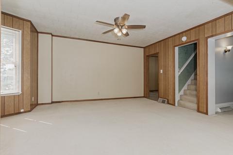 305 E Washington St, Carlock, IL 61725 photo 10