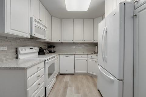 3900 Dundee Rd #105C, Northbrook, IL 60062 photo 10