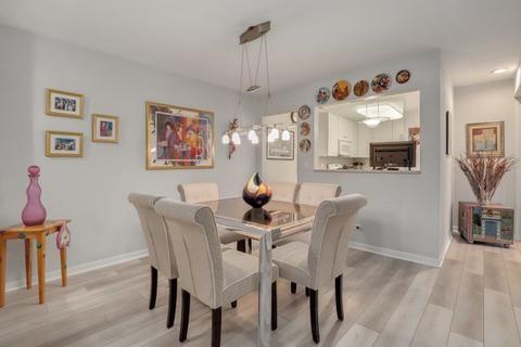 3900 Dundee Rd #105C, Northbrook, IL 60062 photo 9