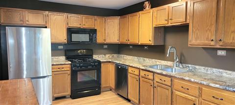 969 Ascot Dr, Elgin, IL 60123 photo 8