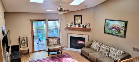 969 Ascot Dr, Elgin, IL 60123 photo 4