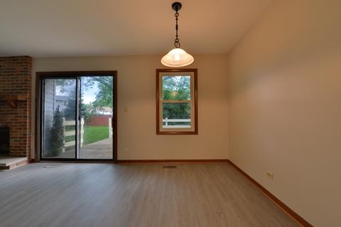 1645 Brook Ct, Aurora, IL 60504 photo 10