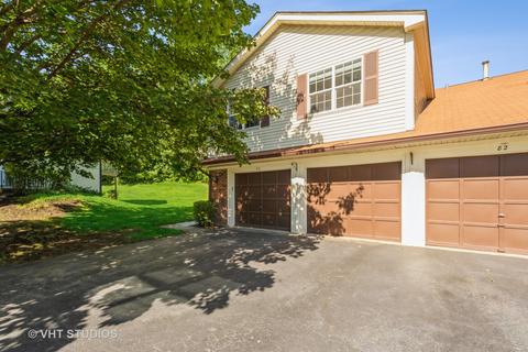 80 Pine Cir, Cary, IL 60013 photo 1