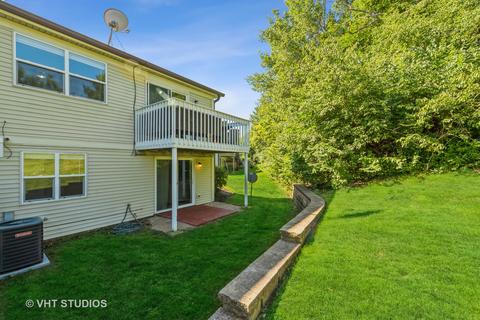 80 Pine Cir, Cary, IL 60013 photo 18