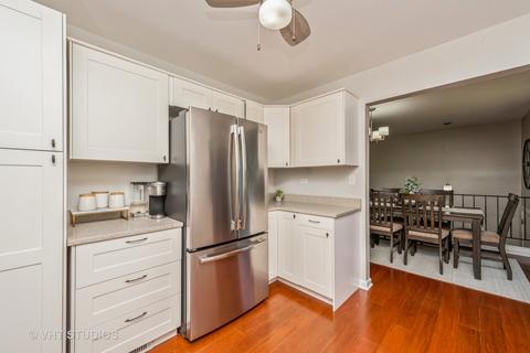 80 Pine Cir, Cary, IL 60013 photo 6