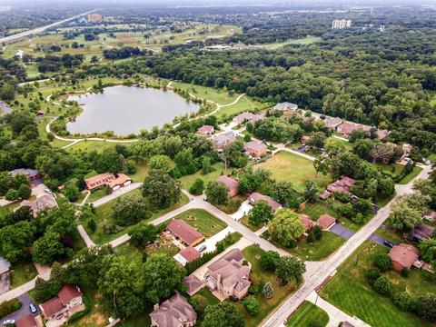 701 E Hickory Ave, Addison, IL 60101 photo 2