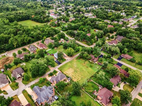 701 E Hickory Ave, Addison, IL 60101 photo 16