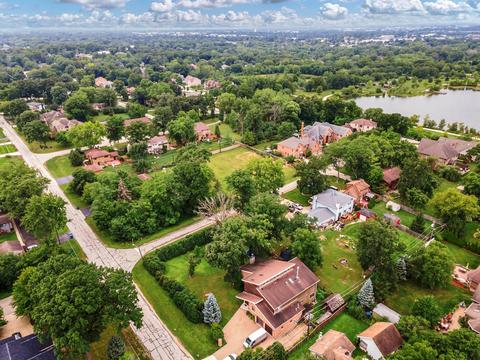 701 E Hickory Ave, Addison, IL 60101 photo 10