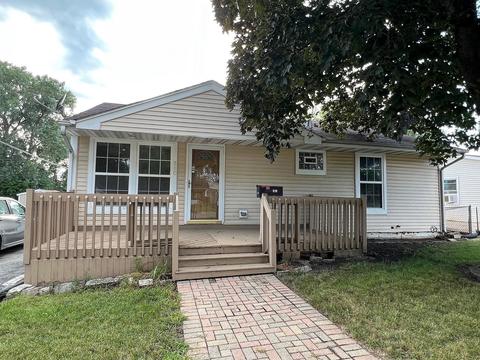 110 Dorsetshire Dr, Steger, IL 60475 photo 1