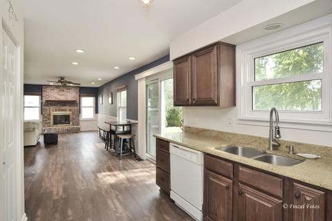 750 Fox Run Ln, Algonquin, IL 60102 photo 3