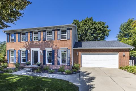 507 Beacon Ct, Bloomington, IL 61704 photo 2