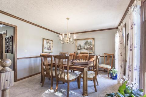 507 Beacon Ct, Bloomington, IL 61704 photo 7
