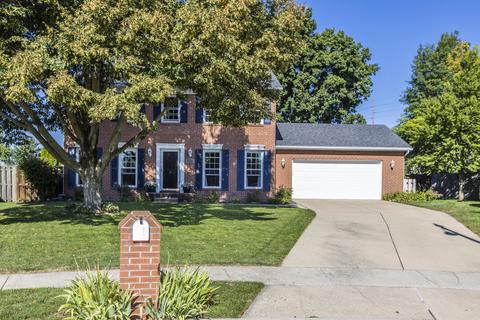 507 Beacon Ct, Bloomington, IL 61704 photo 1