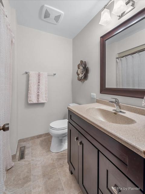 1010 Pioneer Rd, Algonquin, IL 60102 photo 22