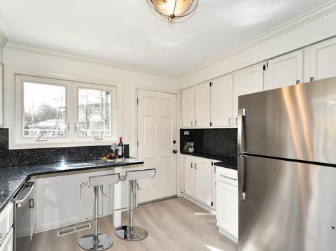 928 Echo Ln, Glenview, IL 60025 photo 6