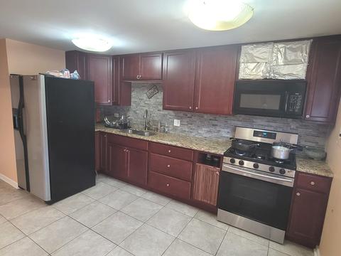 230 Bode Rd, Hoffman Estates, IL 60169 photo 8