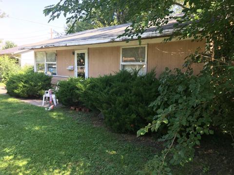 736 N Hammes Ave, Kankakee, IL 60901 photo 2