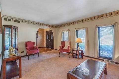 17801 Maple St, Lansing, IL 60438 photo 9