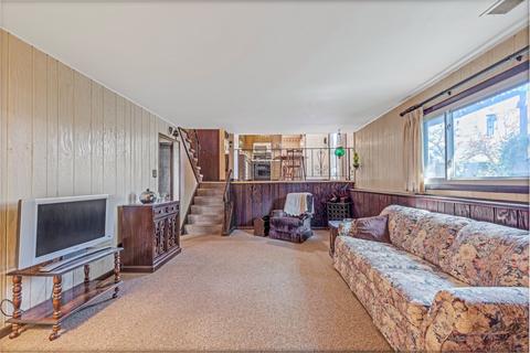 17801 Maple St, Lansing, IL 60438 photo 16