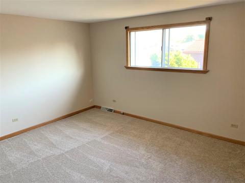 7309 W 75th St, Bridgeview, IL 60455 photo 11
