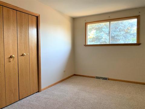 7309 W 75th St, Bridgeview, IL 60455 photo 12