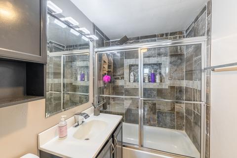 4437 Adele Ln, Oak Forest, IL 60452 photo 14