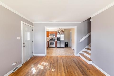 4437 Adele Ln, Oak Forest, IL 60452 photo 3