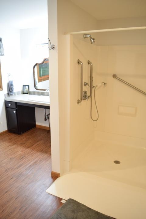 574 Ada St, Cary, IL 60013 photo 11