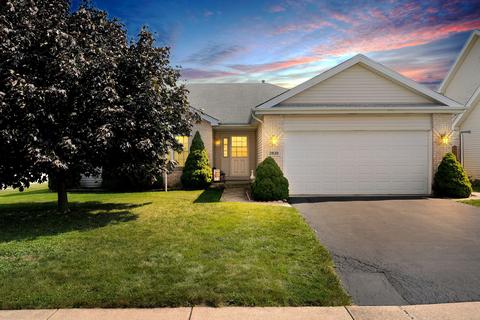 3109 Sandy Ridge Dr, Steger, IL 60475 photo 1