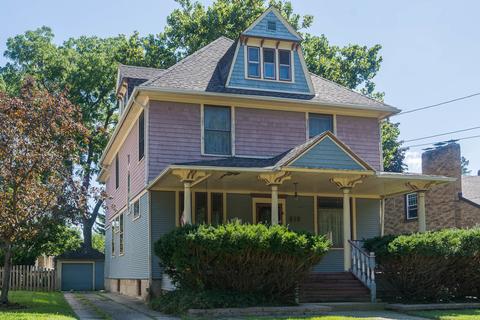 619 Center St, Elgin, IL 60120 photo 3