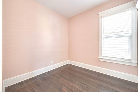 4841 W Cornelia Ave, Chicago, IL 60641 photo 17