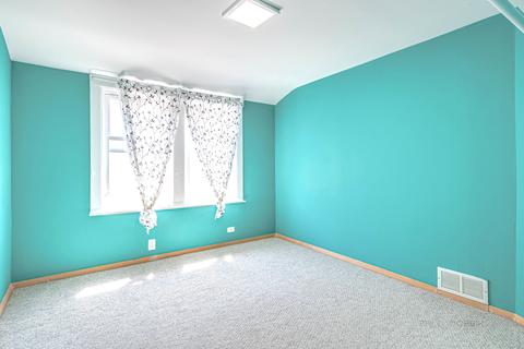 4841 W Cornelia Ave, Chicago, IL 60641 photo 21