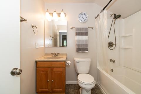 708 E Market St, Bloomington, IL 61701 photo 15
