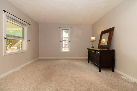 708 E Market St, Bloomington, IL 61701 photo 24