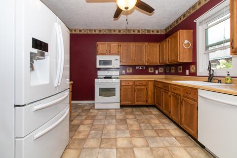 708 E Market St, Bloomington, IL 61701 photo 8