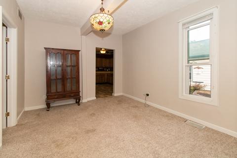 708 E Market St, Bloomington, IL 61701 photo 3