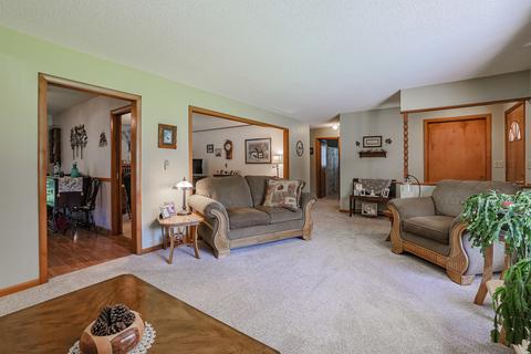 228 Locust St, Marengo, IL 60152 photo 5