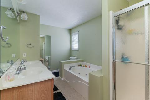 2195 Heather Ridge Dr, Normal, IL 61761 photo 22