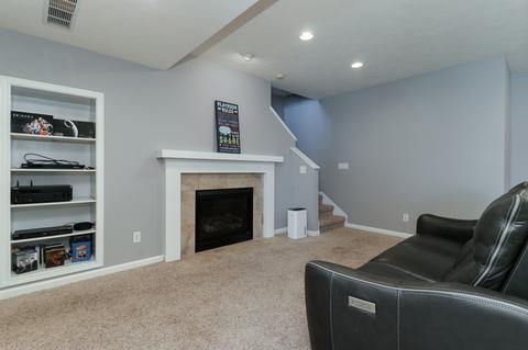 2195 Heather Ridge Dr, Normal, IL 61761 photo 25
