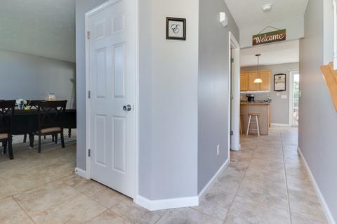 2195 Heather Ridge Dr, Normal, IL 61761 photo 3