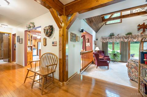 861 Kingston Ln, Bartlett, IL 60103 photo 5