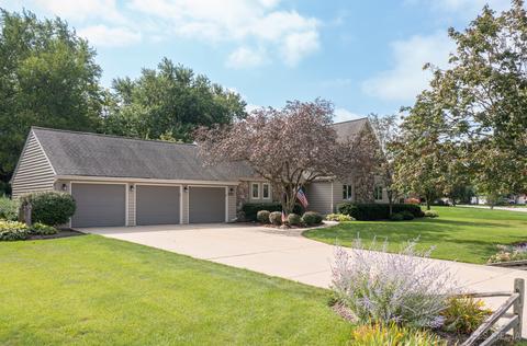861 Kingston Ln, Bartlett, IL 60103 photo 2