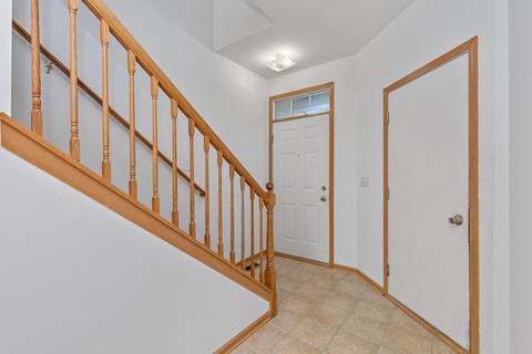 134 Durango Dr, Gilberts, IL 60136 photo 2