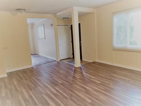 278 Renee Ter, Wheeling, IL 60090 photo 2