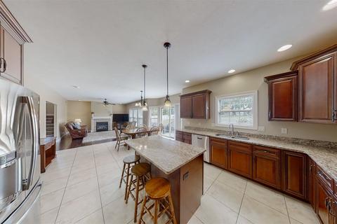 3903 Rave Rd, Bloomington, IL 61705 photo 22