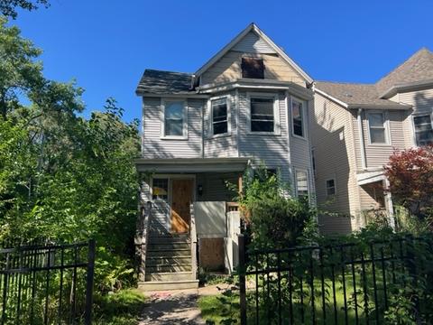 1304 E 71st Pl, Chicago, IL 60619 photo 1