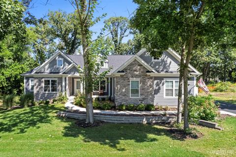 2490 Stony Ln, South Elgin, IL 60177 photo 3