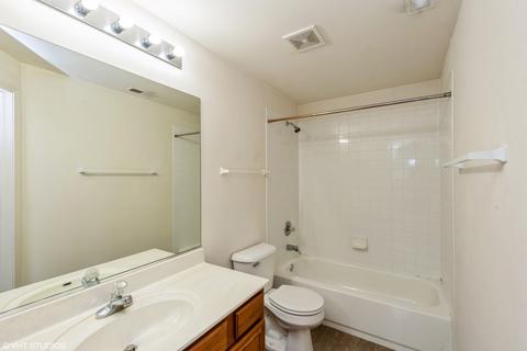 300 Emerald Ln, Algonquin, IL 60102 photo 15