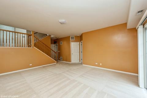 300 Emerald Ln, Algonquin, IL 60102 photo 12